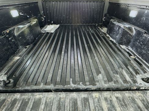 Used 2024 Toyota Tacoma TRD Off-Road AWD/4WD image 31