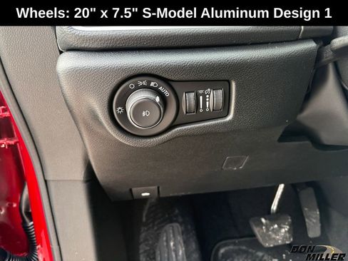 New 2026 Chrysler Pacifica Select image 11