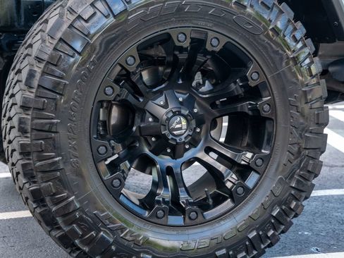 Used 2020 Jeep Wrangler Unlimited Rubicon AWD/4WD image 22