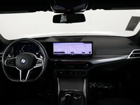 Used 2025 BMW 430i xDrive w/ M Sport Package image 8
