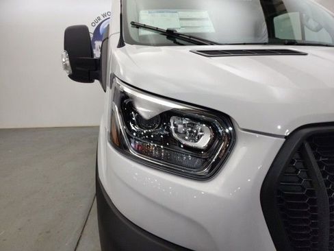 New 2024 Ford Transit 250 Low Roof RWD image 27