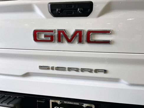 Used 2025 GMC Sierra 1500 AT4 AWD/4WD image 40