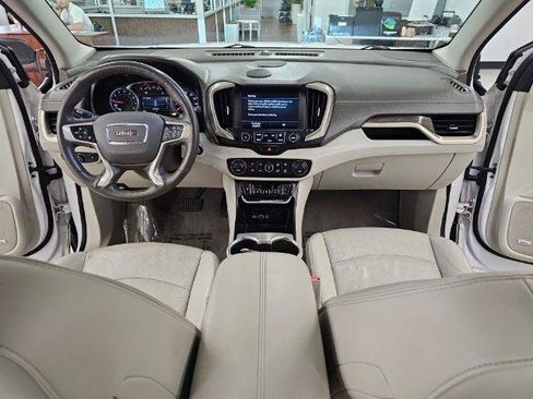 Used 2018 GMC Terrain Denali w/ LPO, 'HIT The Road' Package AWD/4WD image 9