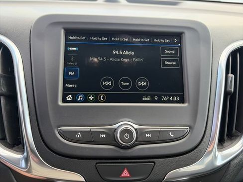 Used 2019 Chevrolet Equinox LT AWD/4WD image 18