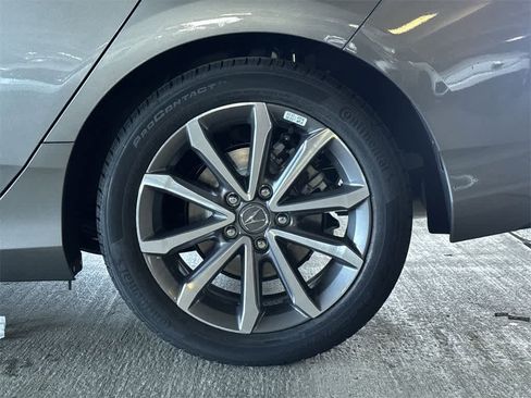 New 2025 Acura Integra image 9