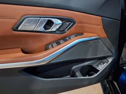 Used 2026 BMW M3 Competition w/ Executive Package image 17