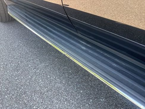 Used 2017 GMC Yukon Denali w/ Open Road Package AWD/4WD image 11