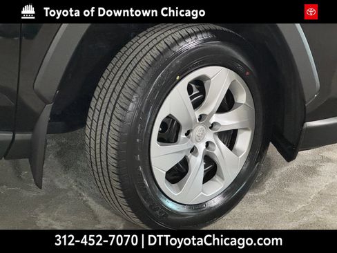 Used 2024 Toyota RAV4 LE AWD/4WD image 2