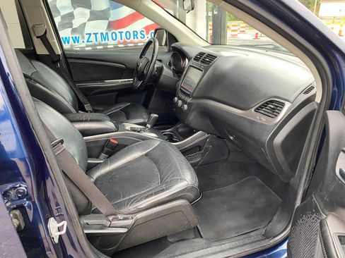 Used 2018 Dodge Journey Crossroad w/ Nav & Sun Group AWD/4WD image 15