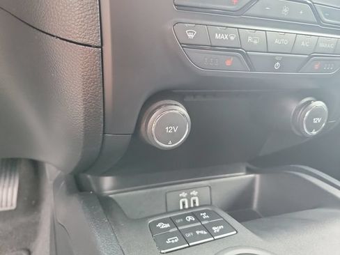 Used 2019 Ford Ranger XLT w/ Equipment Group 302A Luxury AWD/4WD image 30