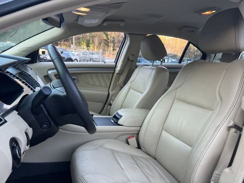 Used 2016 Ford Taurus SEL w/ Equipment Group 201A image 12