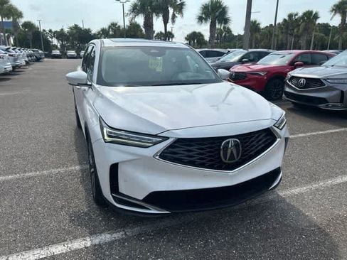 Used 2025 Acura MDX FWD w/ Technology Package image 8