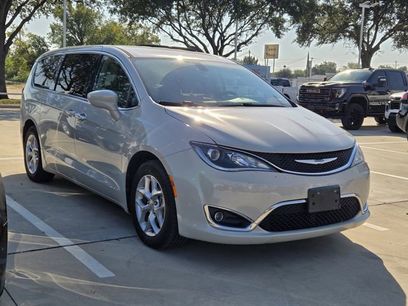 Certified 2019 Chrysler Pacifica Touring Plus w/ Tire & Wheel Group