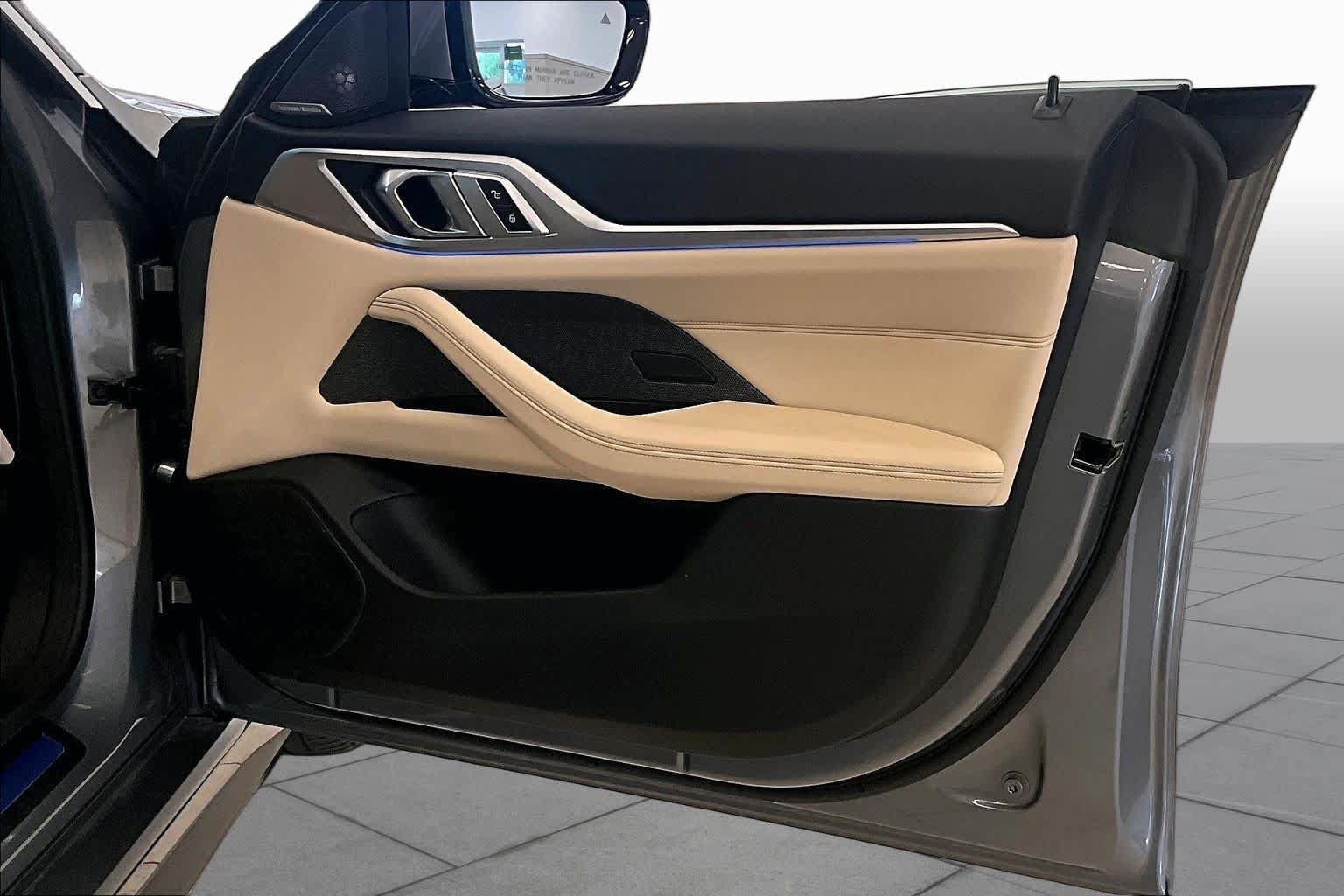 Used 2025 BMW i4 eDrive40 w/ Premium Package RWD image 21