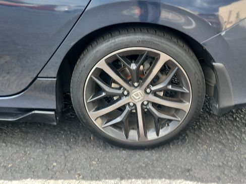 Used 2018 Honda Civic EX-L image 11