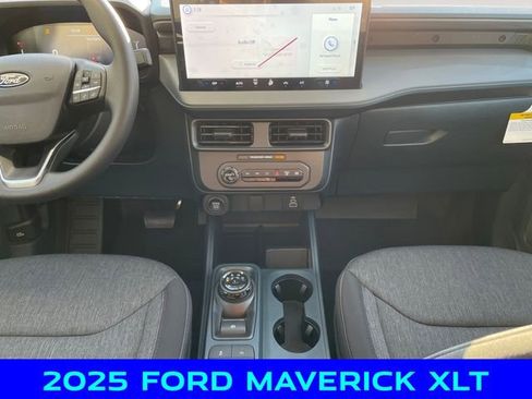 New 2025 Ford Maverick XLT w/ Black Appearance Package image 11