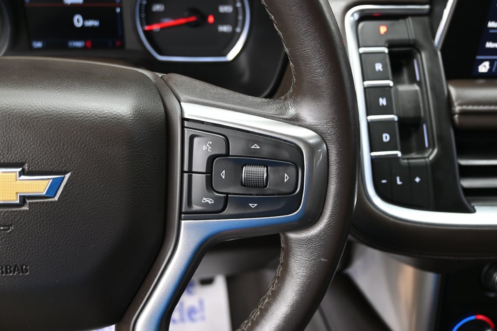 Used 2021 Chevrolet Suburban LT RWD image 15
