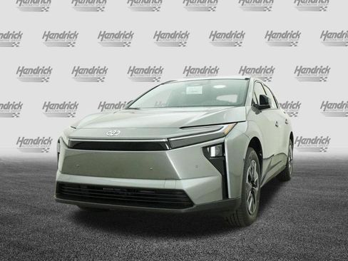 Used 2026 Toyota bZ FWD image 33