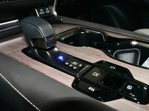 Used 2025 Lexus RX 350 Premium Plus w/ Accessory Package image 37