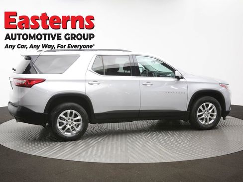 Used 2020 Chevrolet Traverse LT FWD image 45