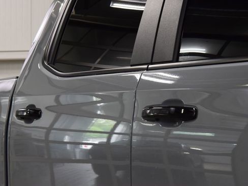 Used 2024 Chevrolet Silverado 1500 ZR2 w/ ZR2 Bison Edition AWD/4WD image 18