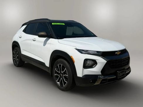 Used 2021 Chevrolet TrailBlazer ACTIV FWD image 1