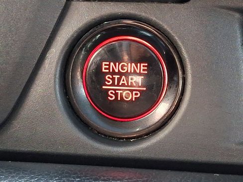 Used 2023 Honda Pilot Touring image 26