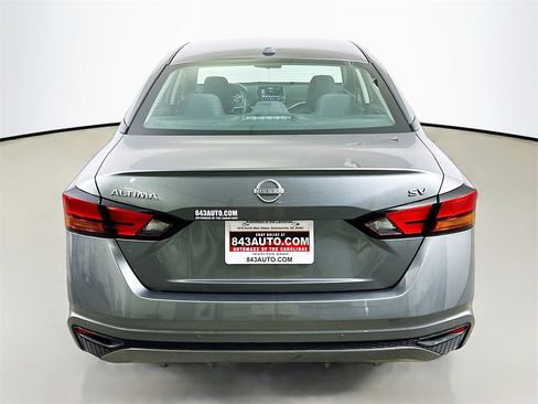 Used 2023 Nissan Altima 2.5 SV image 6