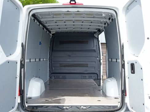 Used 2023 Mercedes-Benz Sprinter 2500 image 5