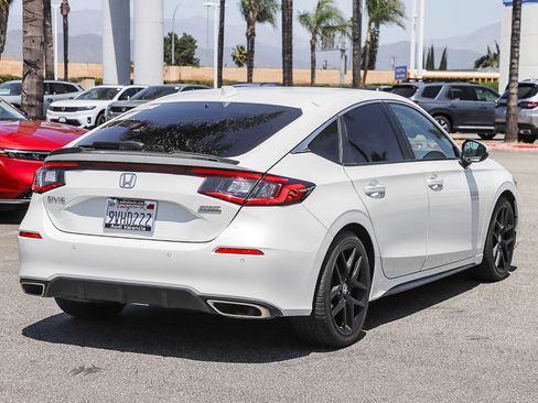 Used 2024 Honda Civic Sport Touring image 8