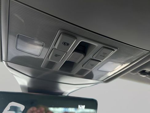 Used 2024 Volkswagen Jetta SE image 25