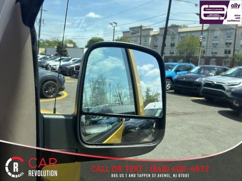 Used 2021 Chevrolet Express 2500 w/ Safety Package RWD image 13