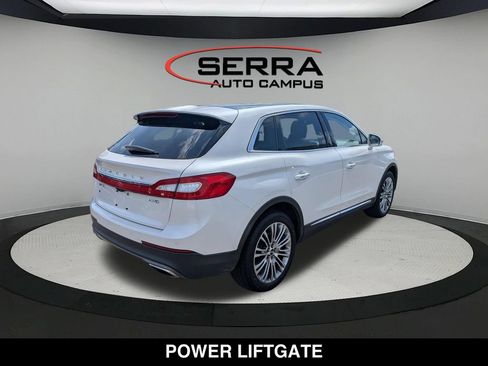 Used 2016 Lincoln MKX Reserve w/ Climate Package AWD/4WD image 6