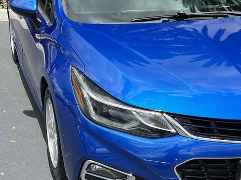 Used 2017 Chevrolet Cruze LT w/ Convenience Package FWD image 55