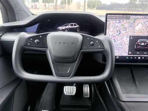 Used 2023 Tesla Model X Plaid image 85