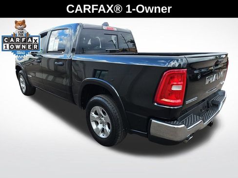 Used 2025 RAM 1500 Big Horn AWD/4WD image 3