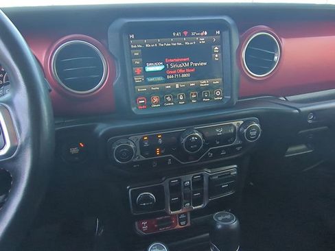 Used 2022 Jeep Wrangler Unlimited Rubicon w/ Cold Weather Group image 36