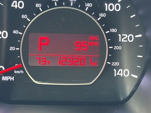 Used 2019 Kia Soul + FWD image 17