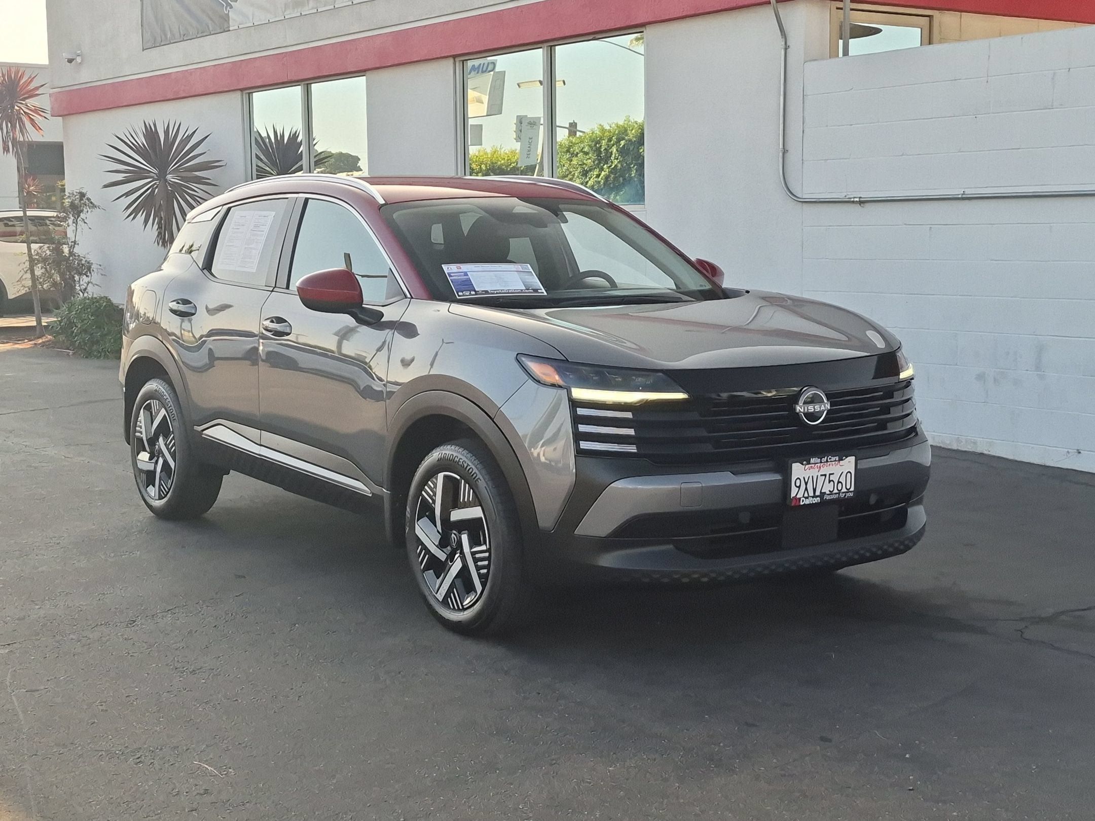 Used 2026 Nissan Kicks SV FWD image 2