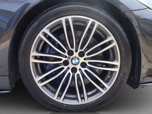 Used 2019 BMW M550i xDrive M550i xDrive Sedan 4D image 12