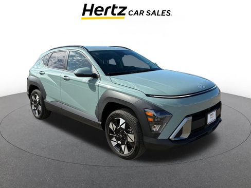Used 2025 Hyundai Kona SEL image 1