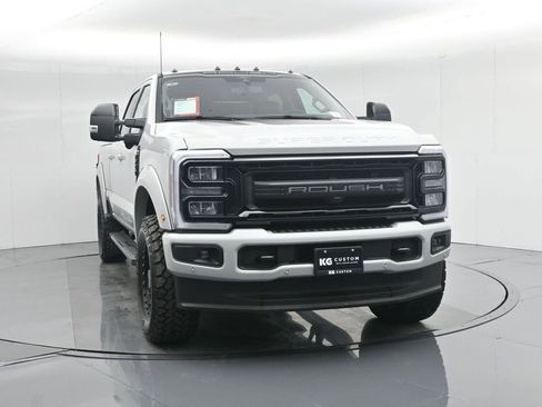 New 2026 Ford F250 Lariat w/ Black Appearance Package image 63