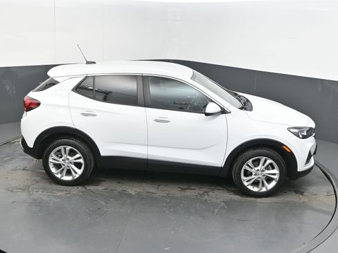 Used 2023 Buick Encore GX Preferred w/ Cold Weather Comfort Package image 37