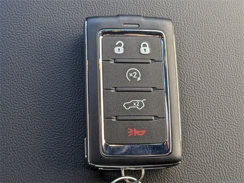 New 2025 Jeep Grand Cherokee Laredo w/ Luxury Tech Group I image 27