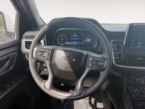 Used 2023 Chevrolet Suburban RST w/ Sport Performance Package AWD/4WD image 12