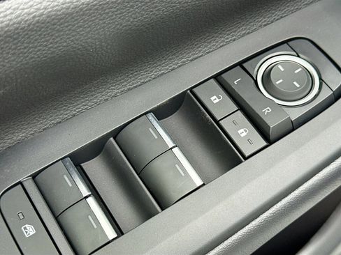 New 2026 Toyota Prius AWD image 8