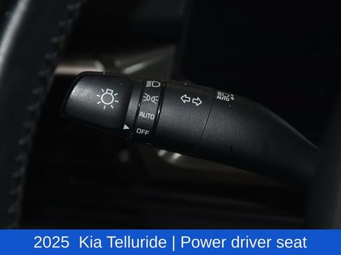 Used 2025 Kia Telluride S AWD/4WD image 10