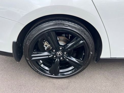Used 2024 Honda Accord Sport image 15