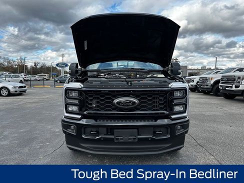 New 2026 Ford F250 Lariat w/ Black Appearance Package image 24