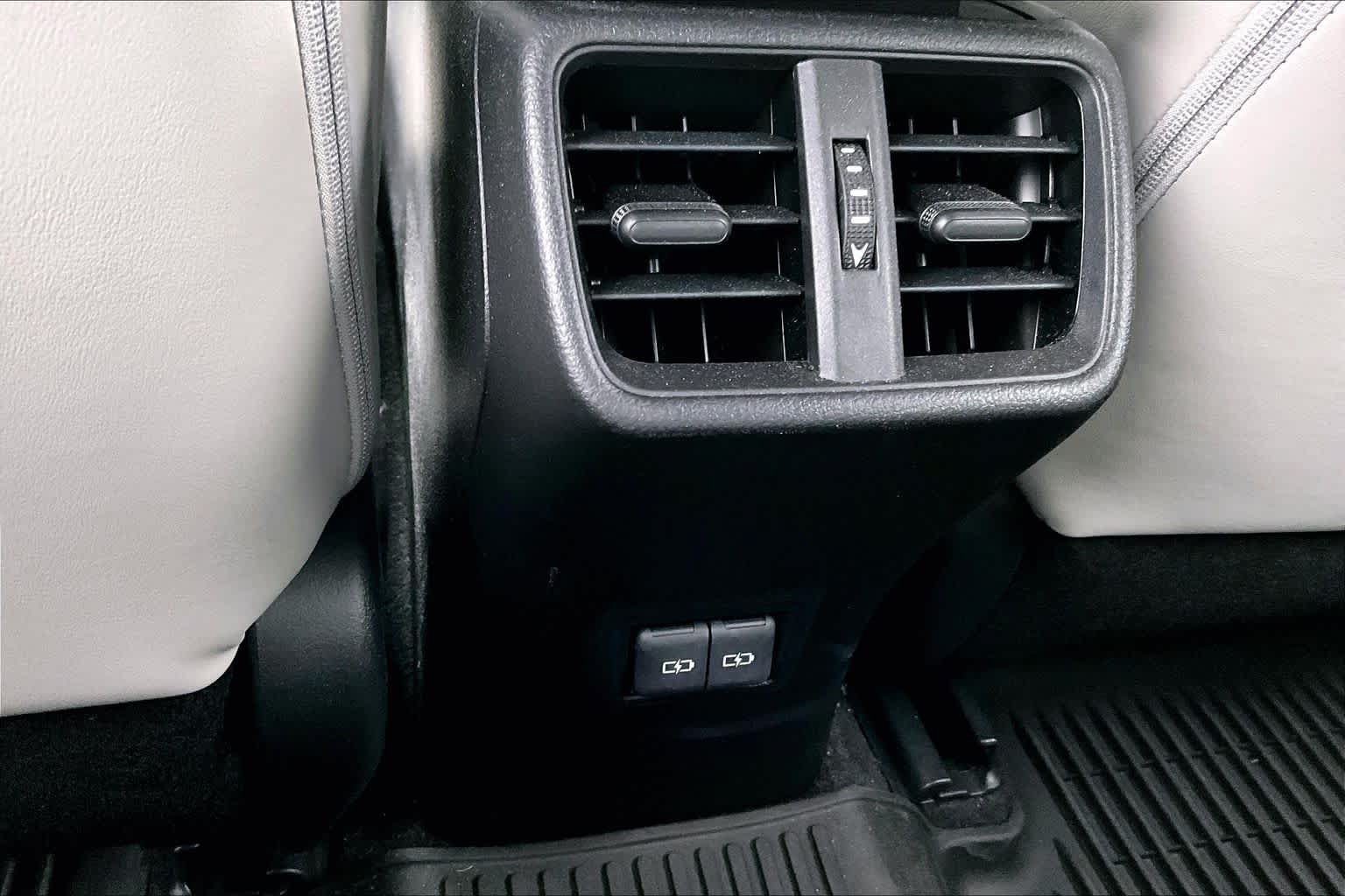 Used 2024 Lexus UX 250h AWD w/ Premium Package image 34